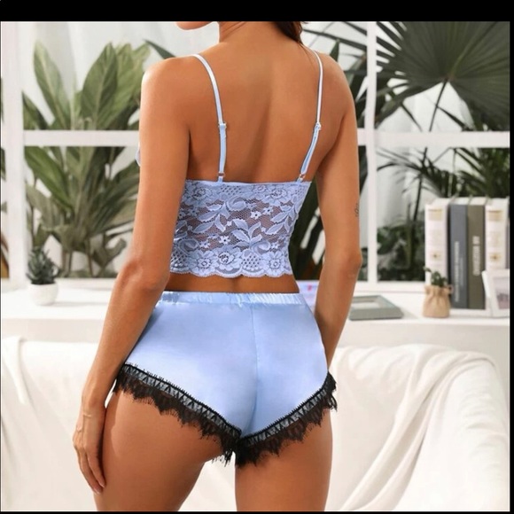 Sexy Floral Lace Bralette With Satin Short - Picture 2 of 6